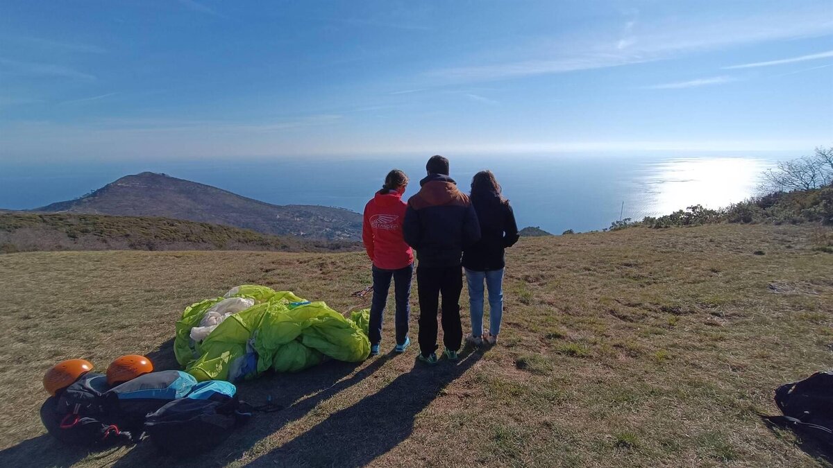 parapendio - decollo monte pisciavino alassio